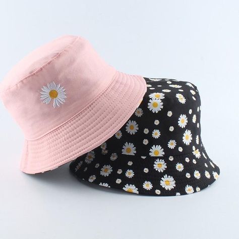 ★★★★★
 Topi Bucket Dua Sisi Anti Uv Motif Bordir Dan Sablon Bunga Daisy Bahan Drilll bahan Katun American Drill Kualitas premium

Note
Untuk pilihan Bunga nya 1 dan baliknya bunganya banyak itu yang luar di bordir yang dalam di sablon dan bahan beda yaitu drill


 Bunga
h Bunga
ng Bunga
 bunga
m Bunga

2. Setelah semua nya dimasukan baru klik "BELI SEKARANG", atau klik Angka yang ada di icon keranjang nya
3. Tinggal lanjutkan checkout nya sampai Buat Pesanan.

SYARAT DAN KETENTUAN” :
-Tidak bisa merubah/mengganti produk dan alamat order yg sudah di checkout. lebih dari 15 menit setelah proses pembayaran
BUDAYAKAN MEMBACA :)	SEMUA KETERANGAN ADA DI RINCIAN PRODUK BUKAN DI GAMBAR ATAU BISA TANYA MELALUI CHAT :)	BE SMART BUYER YA, TERIMAKASIH DAN SELAMAT BERBELANJA :) Cute Bucket Hats, Cute Bucket Hat, Flower Bucket Hat, Bucket Hat Fashion, Floral Bucket Hat, Embroidered Bucket Hat, Urban Shoes, Bucket Hat Women, Double Wear