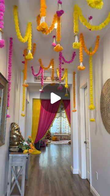 Home Decoration For Wedding Indian Diy, Diwali Marigold Decoration, Haldi Decor Diy At Home, How To Decorate Home For Diwali, Aesthetic Diwali Decorations At Home, Latest Diwali Decoration Ideas, Marigold Decoration At Home, Home Decoration Ideas For Diwali, Diwali Decor At Home