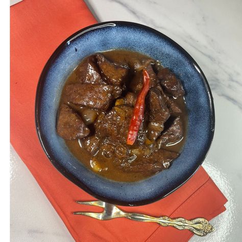 Jamaican Stew Beef Liver Jamaican Liver Recipe, Jamaican Stew Beef, Jamaican Beef Stew, Jamaican Stew, Jamaican Brown Stew, Jamaican Brown Stew Chicken, Beef Kidney, Brown Stew Chicken, Stew Chicken