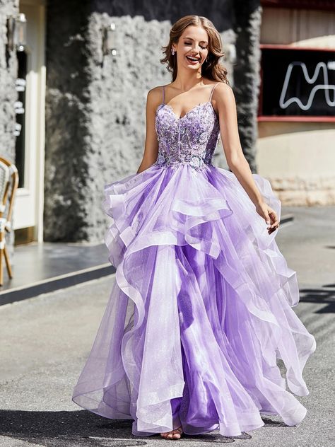 Long Tulle Dress, Magical Fashion, Tulle Dress Long, Tiered Prom Dress, Prom Dresses Elegant, Tulle Ball Gown, Beaded Prom Dress, Pretty Prom Dresses, A Line Prom Dresses