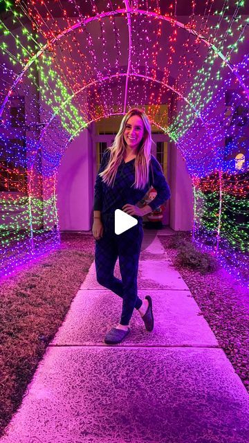 Angela Rose | DIY and Design on Instagram: "COOLEST THING I’ve EVER MADE!!! My very own light tunnel…who else wants one?? How many strands of lights do you think I used😅? 

*watch for steps and I saved everything to to highlight

Song is Twinkling Lights Reimagined by @aunimusic" Diy Christmas Light Tunnel, Diy Light Tunnel, Sidewalk Archway, Christmas Light Tunnel, Angela Rose, Rose Diy, Light Tunnel, Diy Christmas Lights, Grinch Party