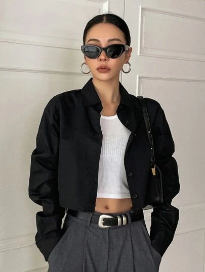 Button Blouse Outfit, Crop Blouse Outfit, Black Blouse Outfit, Cropped Shirt Outfit, Black Crop Top Outfit, Button Shirt Outfit, Cropped Jacket Outfit, Black Jacket Outfit, Black Shirt Outfits