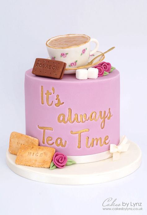 Vintage teacup and biscuits cake using sweetstamp - cake decorating tutorial by cakesbylynz Biscuits Cake, Nice Biscuits, Sunflower Cupcakes, Tea Party Cake, Tea Cup Cake, Cake Show, Mothers Day Cake, Biscuit Cake, Baking Project