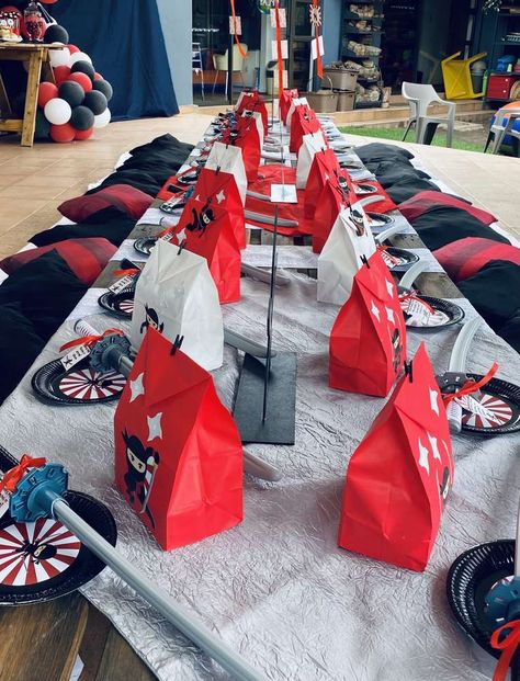 The Ultimate Ninja Picnic Bash | CatchMyParty.com Ninja Warrior Birthday Party, Ninja Birthday Party Ideas, Ninja Theme Party, Ninja Birthday Party, Ninja Theme, Ninja Kids, Silver Penny, Ninja Birthday Parties, 5th Birthday Cake