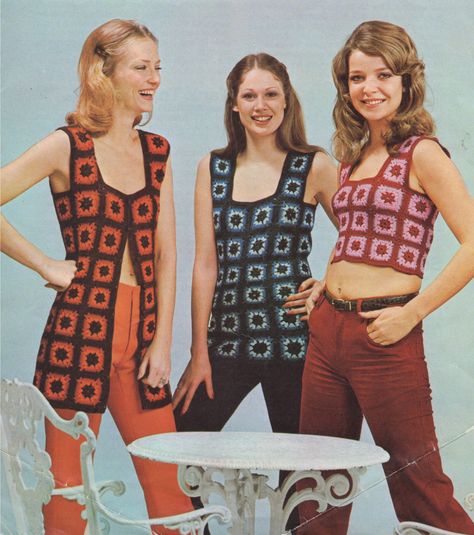 Waistcoat Pattern, Ärmelloser Pullover, Bohemian Crochet, 60s 70s Fashion, Vintage Crochet Patterns, 60s And 70s Fashion, 70s Inspired Fashion, Oufits Casual, Vintage Crochet Pattern