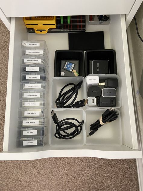 Electronics Drawer Organization, Office Wire Organization, Electronic Drawer Organization, Gamer Organisation, Cord Drawer Organization, Wire Organization Cords, How To Organize Drawers, Tech Organization Ideas, Drawer Organization Office