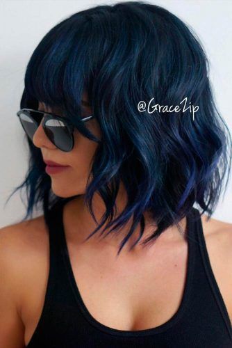 Спонж Beauty Blender, Dark Blue Hair, Wavy Bob Hairstyles, Medium Bob Hairstyles, Hot Hair Styles, 짧은 머리, Short Hairstyle, Short Haircut, Short Hair With Bangs