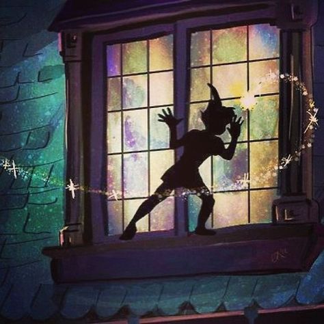 Peter Pan and Tinker Bell at Wendy's window. Peter Pan Syndrome, Animation Disney, Peter Pan And Tinkerbell, Disney Nerd, Film Disney, Disney Side, Old Disney, Pinturas Disney, Arte Fantasy