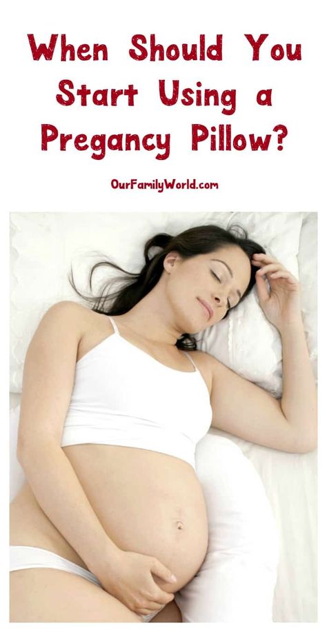 Wondering when to start using a pregnancy pillow? While there is no "right" answer (you don't even have to be pregnant to use one!), we'll clue you in on when you'll REALLY want to start thinking about grabbing one to add some support to your aching back and growing belly. First Prenatal Visit, Exercise While Pregnant, Pregnancy Advice, Growing Belly, Pregnant Diet, Pregnancy Pillow, Pregnancy Symptoms, Pregnancy Care, Mom Stuff