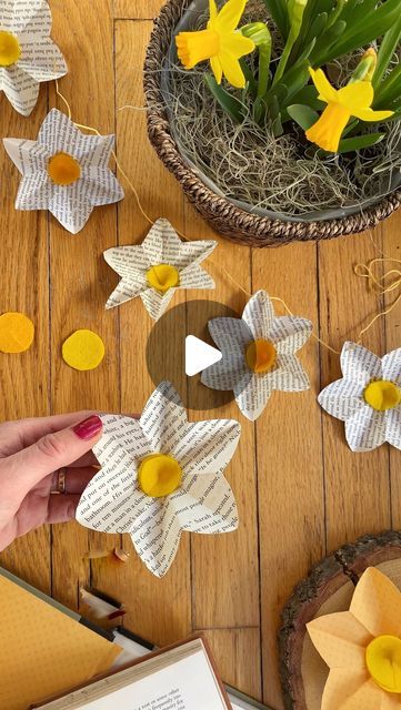 Alyssa Stokes on Instagram: "Paper Daffodil 🌼 Garland  Spring has almost arrived here and the first daffodils are blooming in my garden!   Here is a garland I made using old book pages and some yellow felt sheets. This paper craft is a fun way to welcome spring! It has become a favorite that I hang every year." Babe Rainbow, Easter Paper Crafts, Paper Flower Garlands, Easter Garland, Paper Flower Crafts, Felt Sheets, How To Make Paper Flowers, Paper Flower Backdrop, Tissue Paper Flowers