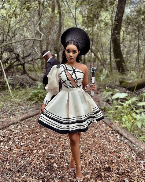 Modern South African Traditional Dresses, Xhosa Attire For Ladies, Modern Xhosa Attire, South African Dresses, Zulu Traditional Attire, Xhosa Traditional Attire, Xhosa Attire, South African Traditional Dresses, My Culture