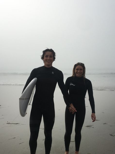 Ivy Miller and Scotty James Alana Blanchard, Goals Pictures, The Love Club, Boyfriend Goals, Relationship Goals Pictures, Kitesurfing, Skateboard Art, Gong Yoo, Photo Couple