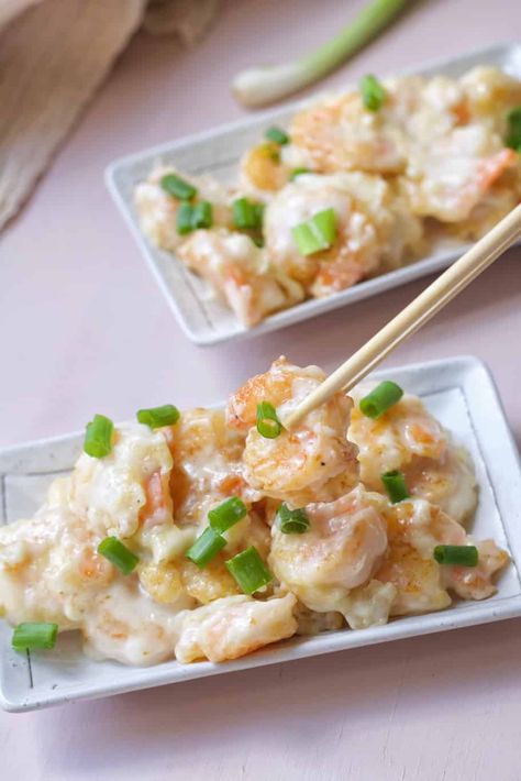 Fried Shrimp with Coconut Sauce White Sauce Shrimp, Asian Coconut Shrimp, Chinese Creamy Coconut Shrimp Recipe, Chinese Buffet Shrimp Recipes, Honey Coconut Shrimp, Recipes With Popcorn Shrimp, Shrimp With Coconut Sauce, Creamy Coconut Shrimp Chinese, Shrimp Coconut Milk Recipes