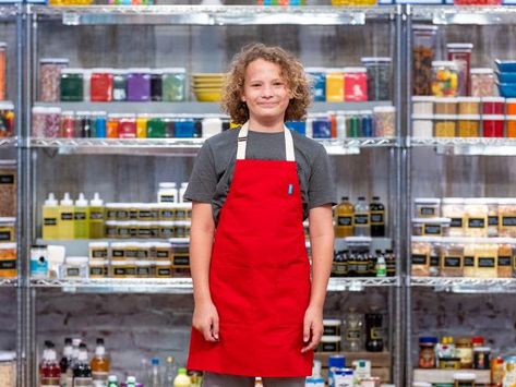 Leland, 12, is a kid baker from Michigan. When he grows up, he wants to be an astronaut, baker, or a baker for astronauts. Kids Baking Championship, Kids Baking, Baking With Kids, Season 12, He Wants, Food Network Recipes, To Win, Michigan, Baking