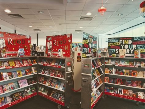 Scholastic Utopia, Book Fair Aesthetic, 2019 Nostalgia, Specific Aesthetic, Scholastic Book Fair, Nostalgia 2000s, Nostalgia Core, Childhood Memories 2000, 2000s Nostalgia