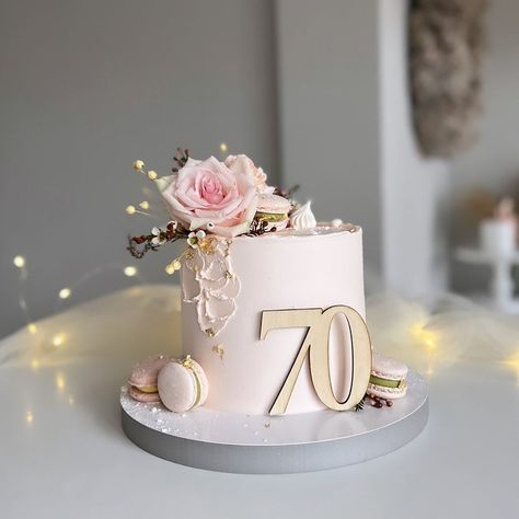 90 Birthday Cakes For Women, 80 Birthday Cake Woman Design, 80th Birthday Cake For Grandma For Women, Cake 70th Birthday Mom, 70 Cake Birthday, Birthday Cake 70th Woman, Elegant 60th Birthday Cake For Ladies, 70 Th Birthday Cakes, 80th Birthday Cake For Grandma