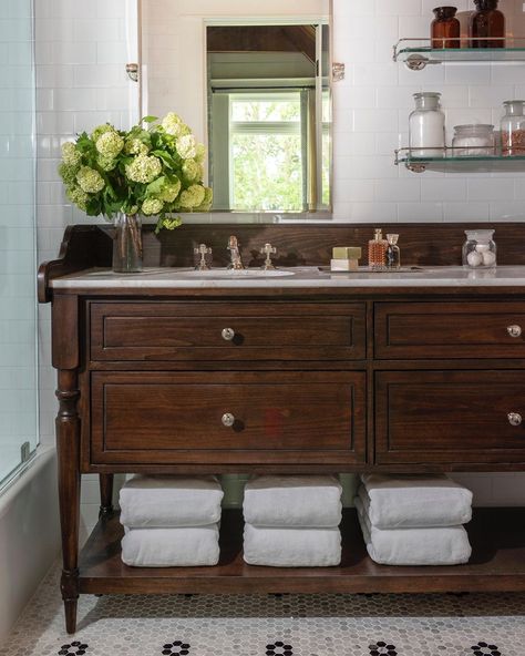 Marie Flanigan Interiors on Instagram: “The renovation of this Texas farmhouse meant seamlessly uniting the old with the new, like this antique vanity accented by floating metal…” Marie Flanigan Interiors, Texas Farmhouse, Marie Flanigan, Bath Inspiration, Interior Bathroom, Antique Vanity, Bathroom Design Inspiration, Upstairs Bathrooms, Vintage Bathroom