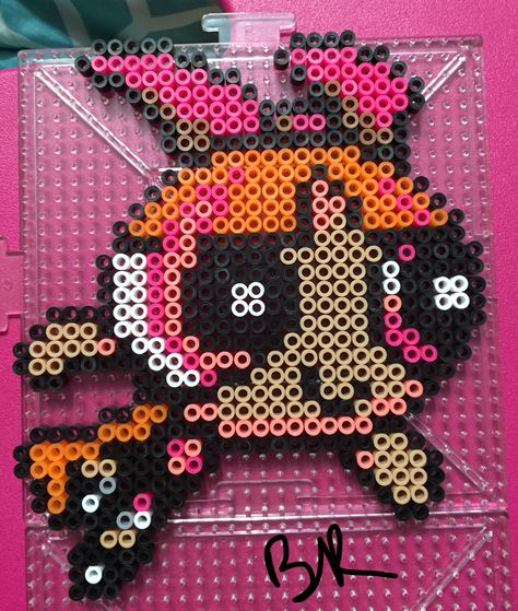 Barbie Perler, Keychain Patterns, Diy Bracelets With String, Beads Patterns, Diy Perler Bead Crafts, Beads Designs, Beads Ideas, Power Puff, Melty Beads