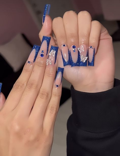 Royal Blue Prom Nails, Nails Art Simple, Nail Art 2022, Design Nails Art, Sweet 16 Nails, Maroon Nail, Nail Art 2023, Blue Prom Nails, Quince Nails