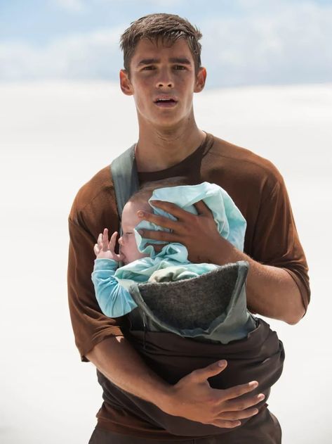 Lois Lowry, Brenton Thwaites, Jeff Bridges, Summer Movie, Thomas Sangster, The Giver, Theo James, One Republic, Mark Wahlberg