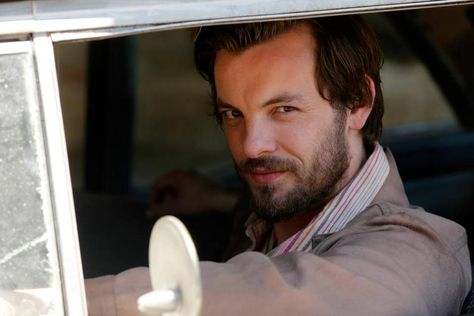 Gethin Anthony plays the role of Charles Manson in “Aquarius.” 1960s Los Angeles, Gethin Anthony, Renly Baratheon, Game Photo, David Duchovny, Japanese Film, The Hunter, British Actors, Film Movie