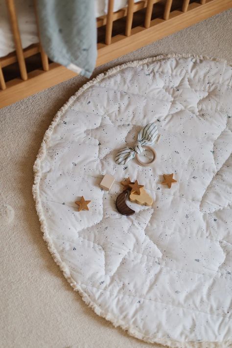 Round Play Mat, Play Mat Baby, Dark Bohemian, Baby Play Mats, Moon Nursery, Baby Mat, Cozy Quilts, Play Mats, Baby Nest