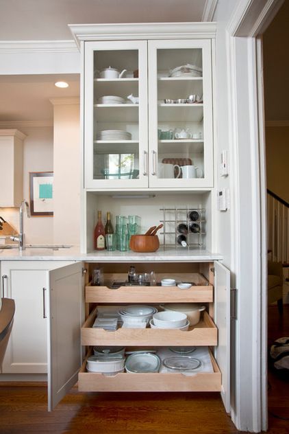 Traditional Kitchen by Aidan Design Hidden Wardrobe, Staging Inspiration, Inspiring Kitchens, Kitchen Cabinet Organization Ideas, Ideas Cocina, Contemporary Kitchen Cabinets, Classic White Kitchen, Staging Ideas, Budget Kitchen Remodel