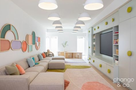 Sunroom with tv