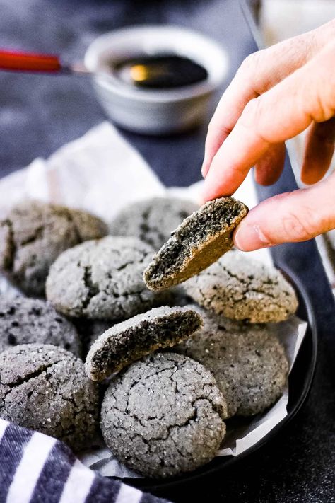 Black Sesame Cookies Recipe, Black Sesame Earl Grey Cookies, Black Tahini Cookies, Black Sesame Cupcakes, Sesame Dessert Recipes, Black Tahini Recipes, Black Sesame Paste Recipe, Black Sesame Seeds Recipes, Black Sesame Recipes