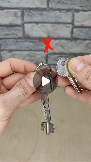 UniqVerse on Instagram: "DIY Life Hack #reels #lifehacks #disney #instagram #follow #fyp #tools #diy #ınstagood" Oscillating Tool Hacks, Diy Hacks Lifehacks, Crazy Inventions, Survival Prepping Diy, Diy Tools Homemade, Weird Inventions, Creative Inventions, Diy Gadgets, Cool Gadgets For Men