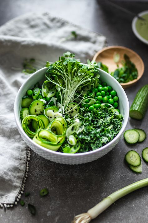 Green Goddess Salad, Goddess Salad, Green Goddess, Green Vegetables, Greens Recipe, Detox Recipes, Vegetable Salad, Green Salad, Healthy Salads