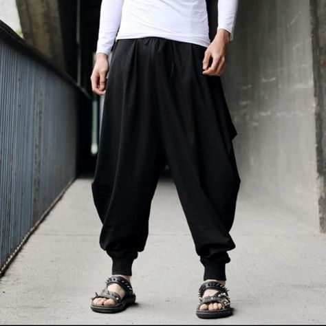 Fashion Men's Harem Baggy Hakama Linen Pants Casual Japanese Samurai Trousers Japanese Style Pants, Celana Harem, Baggy Pants Men, Linen Harem Pants, Harem Pants Men, Cotton Harem Pants, Oversized Fashion, Vetements Clothing, Vintage Man