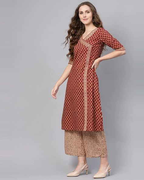 Smart Kurta Designs For Women, South Cotton Kurti Design, Cotton Suits For Women Indian Casual, Kurti Set Designs Latest, A Line Kurti Designs, Cotton Wardrobe, Women Kurta Set, Yellow Sharara, Latest Kurti Designs