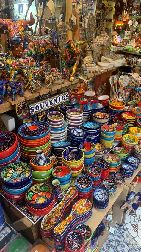 Barcelona Souvenirs, Holiday Finds, Desi, Vision Board, Barcelona, Travel, Pins, Quick Saves