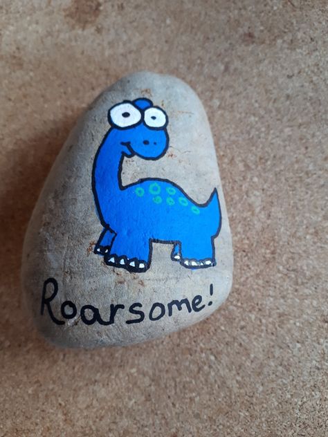 Rock Painting Cartoon Characters, Rock Sayings, Story Stones, Painted Rock Animals, Painted Rocks Kids, Mermaid Painting, Painted Rocks Craft, Painted Rocks Diy, Rock Painting Ideas Easy