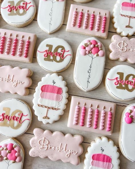 Knoxville Custom Cookies (@gussiedupcookieco) • Instagram photos and videos Pink Sweet 16, Happy Birthday Cookie, Cookie Decorating Party, Pink Cookies, Sugar Cookie Royal Icing, Cookie Cake Birthday, Sugar Cookie Icing, Iced Sugar Cookies, Sugar Cookie Designs