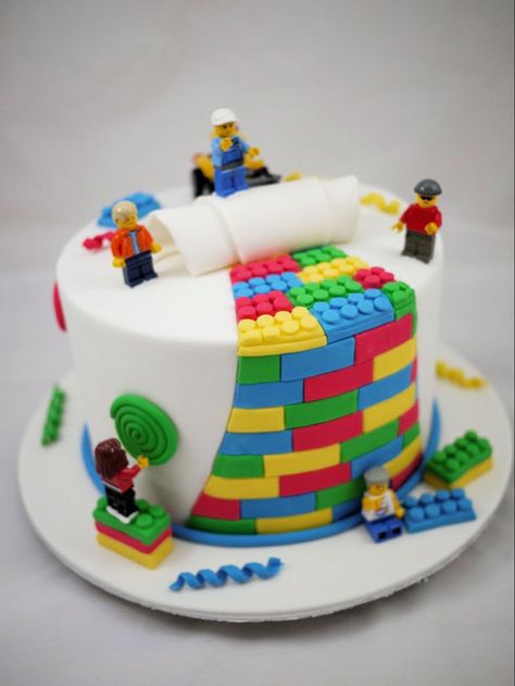 Lego Torte, Lego Candy, Lego Birthday Cake, Pinterest Cake, Chocolate Mud Cake, Adult Birthday Cakes, 2 Birthday Cake, Cake Decorating Kits, Lego Cake