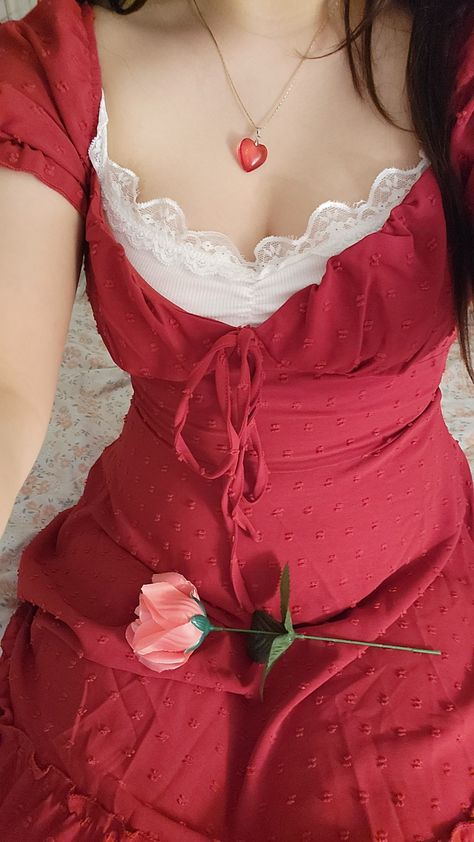 red dress. white lace. red heart necklace. red heart pendant. pink rose. Lust For Life, Dress Aesthetic, Vestidos Vintage, Red Outfit, Pink Outfits, Girly Outfits, A Rose, Modest Outfits, Lana Del Rey