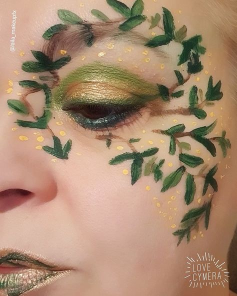 Leaf Inspired Makeup, Leaf Makeup Green, Tree Costume Makeup, Vine Makeup Look, Plant Makeup Halloween, Mother Nature Face Paint, Tree Face Makeup, Enchanted Forest Eye Makeup, Cute Sfx Makeup Ideas