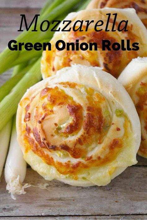 These flavorful mozzarella green onions rolls will make a regular dinner extraordinary! These onion cheese rolls will become a new favorite! #rolls #cheesebread #MCO Savoury Rolls, Savory Rolls, Rolls Baking, Green Onions Recipes, Pinwheel Sandwiches, Onion Rolls, Onion Bread, Cheese Rolls, Pizza Roll