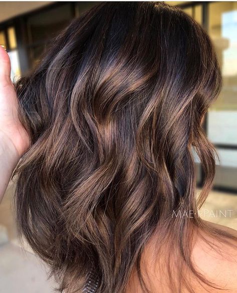 Metallic Bronze for the Win By @maeipaint #bestofbalayage #showmethebalayage . . #balayagehair #balayagehighlights #brunettebalayage… Caramel Highlights, Brunette Balayage Hair, Brown Hair Balayage, Balayage Brunette, Brown Hair With Highlights, Hair Color And Cut, Dark Brown Hair, Brown Hair Colors, Brunette Hair