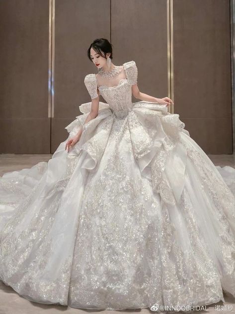 Big Wedding Dresses, Dreamy Gowns, Big Dresses, Pretty Quinceanera Dresses, Fairy Tale Wedding Dress, Gowns Dresses Elegant, Pretty Wedding Dresses, Princess Ball Gowns, Dream Wedding Ideas Dresses