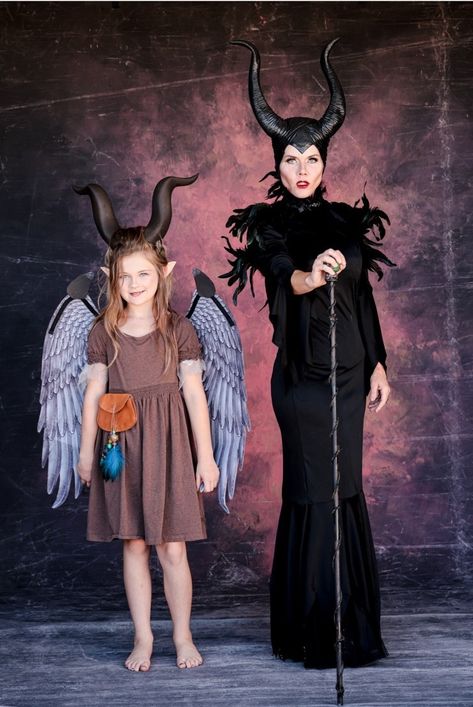 Young Maleficent, Maleficent Halloween, Theatre Props, Halloween 2022, Halloween Disfraces, Maleficent, Costume Ideas, Halloween Costume, Flapper Dress