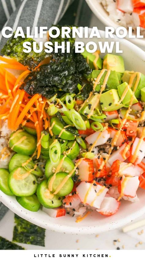 Easy California Roll Sushi Bowls feature perfectly cooked Japanese sushi rice, imitation crab, bright veggies, and spicy sriracha mayo sauce. Recipes With Immitation Crab, Crabmeat Sushi Rolls, Sushi Bowl Crab Meat, Crab Sushi Bowl Recipe, Imitatation Crab Recipe Ideas Keto, Crab Asian Recipes, Rice And Crab Recipes, Imitatation Crab Recipe Ideas Healthy, California Rolls Recipe Easy