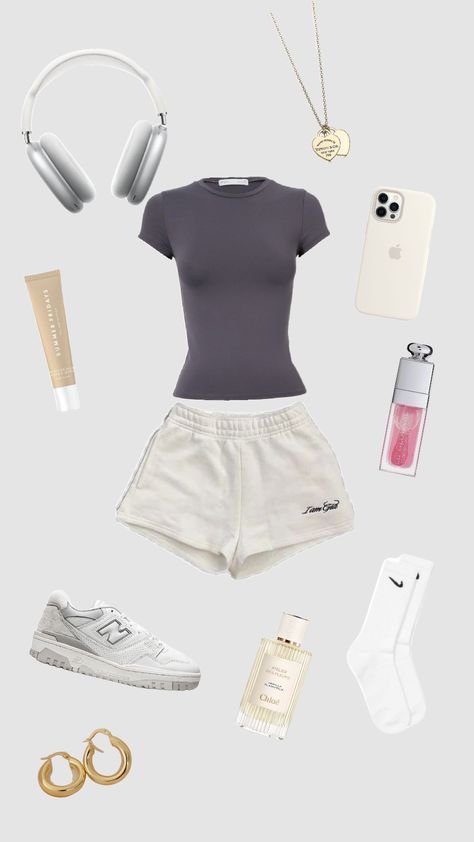 𝖼𝗎𝗍𝖾 𝗅𝖺𝗓𝗒 𝖽𝖺𝗒 𝗈𝗎𝗍𝖿𝗂𝗍𝗌 #cutelazydayoutfits #outfits #outfitideas #fyp Preppy Lazy Day Outfits, Lazy Work Day Outfit, Lazy Outfits Women, Study Outfit Comfy Summer, Shein Outfits Comfy, Sweats And Sports Bra Outfit, Outfits To Wear At Home Summer, Lazy Workout Outfit, First Day Of School Outfit Comfy