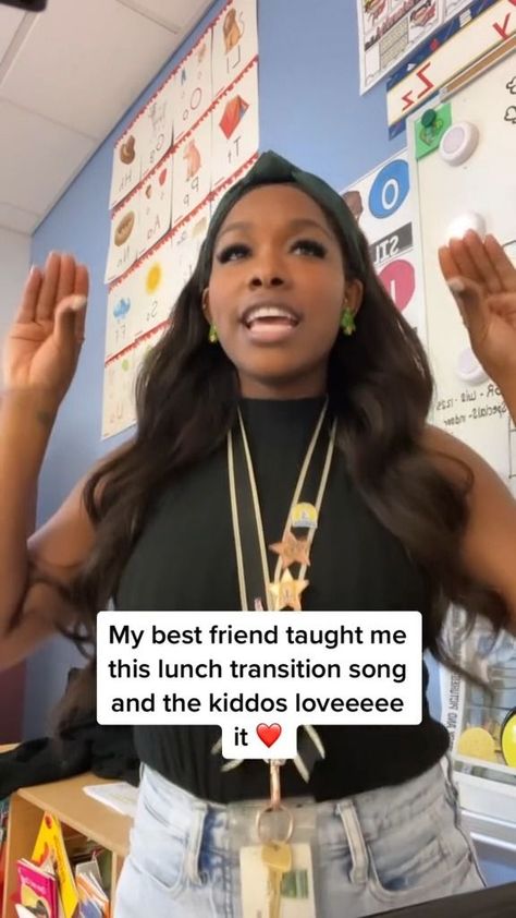 Been thinking bout lunch cause it’s time to eat ayeeeee. ✨🎥Credit : lovemsslater 🍎 Like our page Amz Magical Teachers for more teaching ideas and methods. A team of teachers sharing the highs, lows and honest aspects of teaching! #teachertable #teachersofinstagram #teachersfollowteachers #teachersofig #teachersofthegram #teacherlife #teachergram #iteach #iteachtoo #iteachfirst #happyclassrooms #targetteachers #teacherblogger #teacherspayteachers #classroomorganization #classroomlibrary #teach Creative Teaching Ideas, Tk Classroom, Kindergarten Behavior, Kindergarten Technology, Transition Songs, Calm Classroom, Kindergarten Music, Bee Classroom, Teacher Fashion