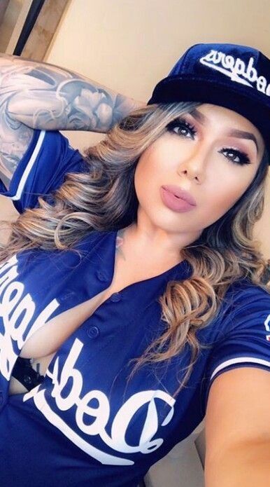 Lakers Girls, Dodgers Girl, Raiders Girl, Chola Style, Hot Fan, Chicana Style, Dodgers Baseball, Soccer Girl, Sporty Girls