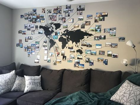 Traveler Room Ideas, World Map With Family Pictures, Travel Map With Pictures, Travel Theme Room Decor, Travel Theme Wall Decor, Map Decoration Wall, Travel Memories Display Wall Galleries, World Map Pictures Wall, Travel Picture Wall Ideas Photo Displays