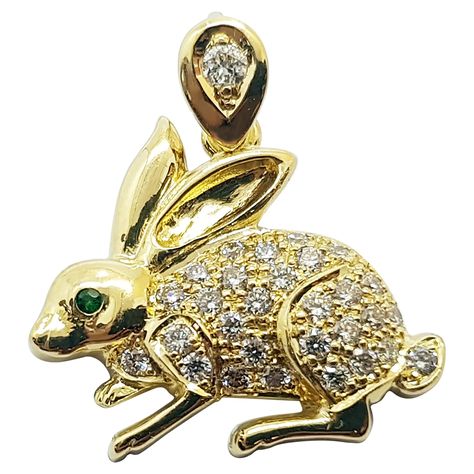 Chinese Heritage, Rabbit Pendant, Zodiac Pendant, Chinese Zodiac, Brown Diamond, Pendant Set, Gold Diamond, Monument, 18k Gold