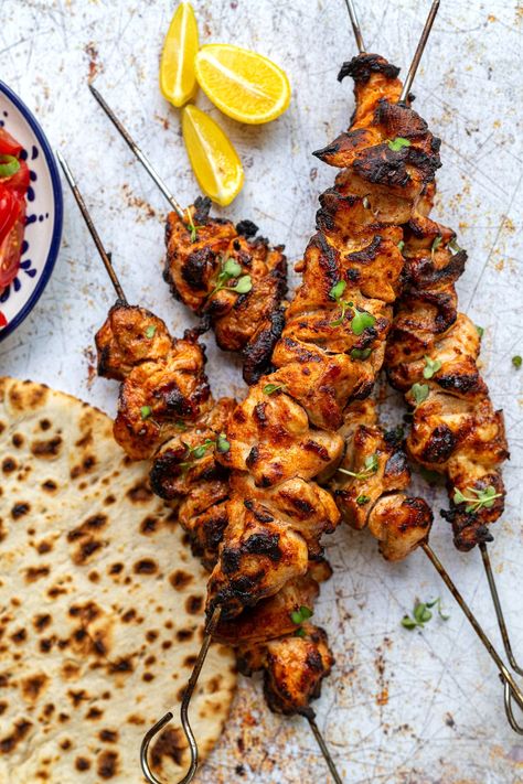 Chicken Kebab Recipe – Air Fryer, Grill, or Oven! Chicken Kebab Marinade Recipes, Shiskabob Recipes Chicken, Chicken Kebab Recipe Oven, Air Fryer Chicken Kebab, Marinade For Chicken Kabobs On The Grill, Air Fryer Kebab Recipes, Greek Chicken Kebab Recipe, Kebab Appetizers, Chicken Kabobs On The Grill Marinade